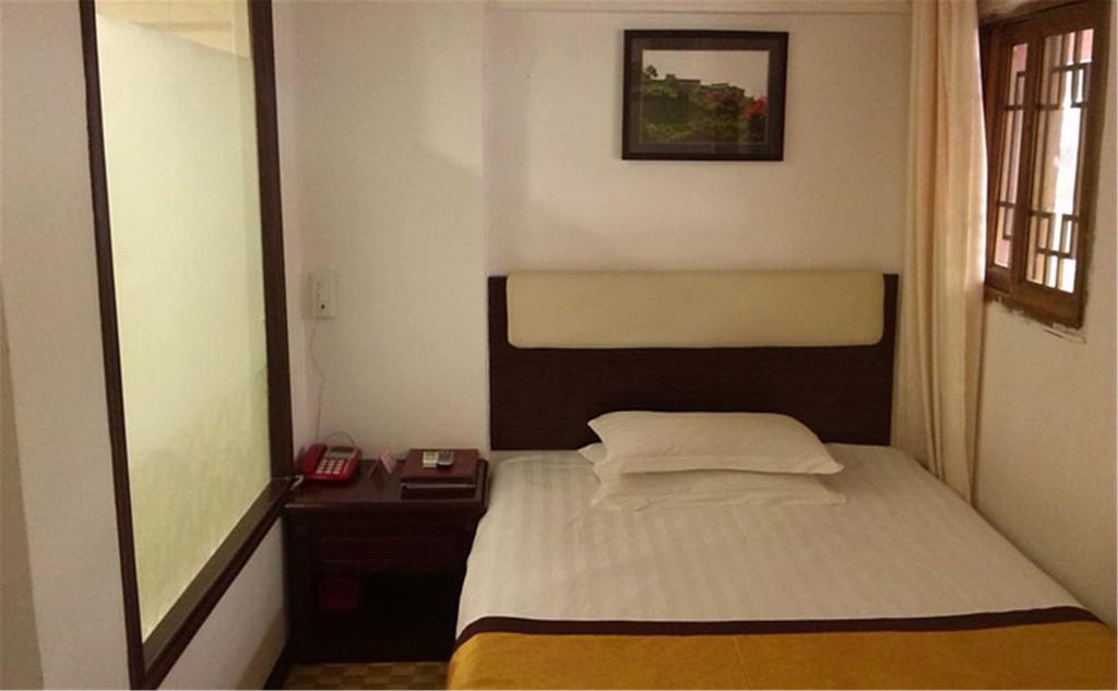 Wudangshan Yinjie Holiday Hotel Danjiangkou Pokoj fotografie